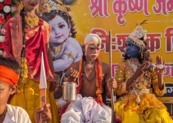 हिंदू-सिख भाईचारे ने मिलकर मनाई जन्माष्टमी, अद्भुत नजारा